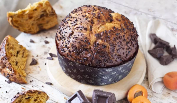 "L'Albicocco" - Artisanal Apricot and Dark Chocolate Panettone