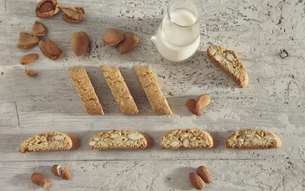 Almond Cantucci Toscani PGI 1