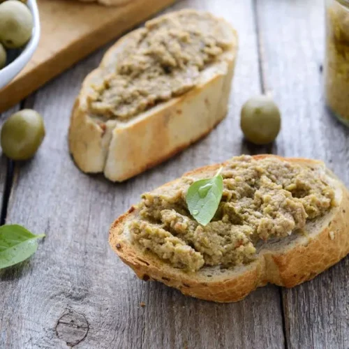 Green Olive Paté in Extra Virgin Olive Oil